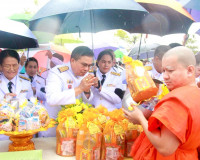 ข้าราชการและประชาชนจังหวัดสุราษฎร์ธานีพร้อมใจร่วมพิธีเจริญพร ... พารามิเตอร์รูปภาพ 37