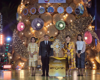 สุราษฎร์ธานีเปิดไฟต้นคริสต์มาส “พราวราสา” ยกย่องมะพร้าว–หัตถ ... พารามิเตอร์รูปภาพ 13