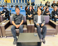 รองผู้ว่าราชการจังหวัดสุราษฎร์ธานี เป็นประธานในพิธีเปิดงานเส ... พารามิเตอร์รูปภาพ 2