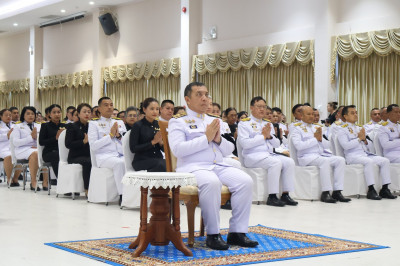 ผู้ว่าราชการจังหวัดสุราษฎร์ธานีนำข้าราชการและประชาชนทุกหมู่เ ... พารามิเตอร์รูปภาพ 1