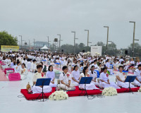 สุราษฎร์ธานีจัดพิธีทำบุญเมืองใหญ่ ตักบาตรพระ 1,110 รูป ฉลอง  ... พารามิเตอร์รูปภาพ 46