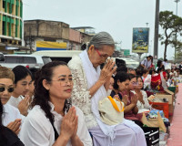 สุราษฎร์ธานีจัดพิธีทำบุญเมืองใหญ่ ตักบาตรพระ 1,110 รูป ฉลอง  ... พารามิเตอร์รูปภาพ 49