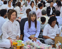 สุราษฎร์ธานีจัดพิธีทำบุญเมืองใหญ่ ตักบาตรพระ 1,110 รูป ฉลอง  ... พารามิเตอร์รูปภาพ 78