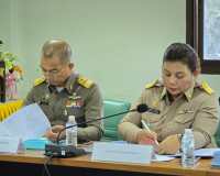 รองผู้ว่าราชการจังหวัดสุราษฎร์ธานี เป็นประธานการประชุม เพื่อ ... พารามิเตอร์รูปภาพ 3