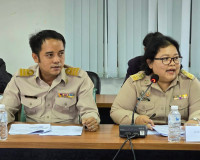 รองผู้ว่าราชการจังหวัดสุราษฎร์ธานี เป็นประธานการประชุม เพื่อ ... พารามิเตอร์รูปภาพ 4