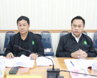 รองผู้ว่าราชการจังหวัดสุราษฎร์ธานี ประชุมคณะกรรมการพิจารณาเง ... พารามิเตอร์รูปภาพ 2