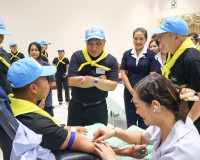 จังหวัดสุราษฎร์ธานีจัดพิธีถวายอาลัยและปฏิญาณตน รวมพลังแห่งคว ... พารามิเตอร์รูปภาพ 14