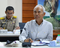 ผู้ว่าฯ สุราษฎร์ธานี เป็นประธานประชุมคณะกรรมการมูลนิธิส่งเสร ... พารามิเตอร์รูปภาพ 3