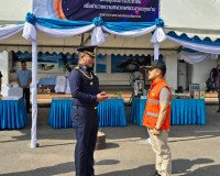 สุราษฎร์ธานีห่วงใยประชาชน รองผู้ว่าฯ ลงพื้นที่ให้กำลังใจเจ้า ... พารามิเตอร์รูปภาพ 15