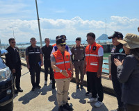 สุราษฎร์ธานีห่วงใยประชาชน รองผู้ว่าฯ ลงพื้นที่ให้กำลังใจเจ้า ... พารามิเตอร์รูปภาพ 16