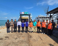 สุราษฎร์ธานีห่วงใยประชาชน รองผู้ว่าฯ ลงพื้นที่ให้กำลังใจเจ้า ... พารามิเตอร์รูปภาพ 40