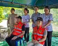 สุราษฎร์ธานีห่วงใยประชาชน รองผู้ว่าฯ ลงพื้นที่ให้กำลังใจเจ้า ... พารามิเตอร์รูปภาพ 48