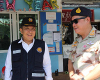 ผู้ว่าฯ สุราษฎร์ธานี ลงพื้นที่ให้กำลังใจเจ้าหน้าที่ผู้ปฏิบัต ... พารามิเตอร์รูปภาพ 10