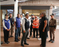 ผู้ว่าฯ สุราษฎร์ธานี ลงพื้นที่ให้กำลังใจเจ้าหน้าที่ผู้ปฏิบัต ... พารามิเตอร์รูปภาพ 28