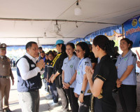 ผู้ว่าฯ สุราษฎร์ธานี ลงพื้นที่ให้กำลังใจเจ้าหน้าที่ผู้ปฏิบัต ... พารามิเตอร์รูปภาพ 44