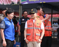 รองผู้ว่าฯ สุราษฎร์ธานี เดินสายตรวจเยี่ยมจุดตรวจ/จุดบริการปร ... พารามิเตอร์รูปภาพ 19