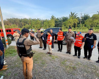 รองผู้ว่าฯ สุราษฎร์ธานี เดินสายตรวจเยี่ยมจุดตรวจ/จุดบริการปร ... พารามิเตอร์รูปภาพ 35