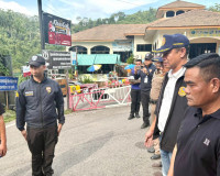 รองผู้ว่าฯ สุราษฎร์ธานี เดินสายตรวจเยี่ยมจุดตรวจ/จุดบริการปร ... พารามิเตอร์รูปภาพ 38