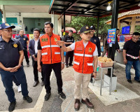 รองผู้ว่าฯ สุราษฎร์ธานี เดินสายตรวจเยี่ยมจุดตรวจ/จุดบริการปร ... พารามิเตอร์รูปภาพ 39