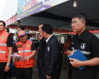 รองผู้ว่าฯ สุราษฎร์ธานี เดินสายตรวจเยี่ยมจุดตรวจ/จุดบริการปร ... พารามิเตอร์รูปภาพ 71