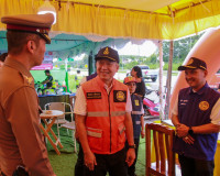 รองผู้ว่าฯ สุราษฎร์ธานี ลงพื้นที่ตรวจเยี่ยมจุดตรวจโซนใต้ ให้ ... พารามิเตอร์รูปภาพ 15