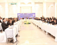 รองผู้ว่าราชการจังหวัดสุราษฎร์ธานี ให้การต้นรับนายสันติ ป่าห ... พารามิเตอร์รูปภาพ 4