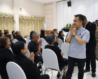 ประชาชนจังหวัดสุราษฎร์ธานีพร้อมใจเดินทางไปเข้าเฝ้าฯ กราบถวาย ... พารามิเตอร์รูปภาพ 10