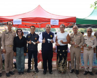 ผู้ว่าฯ สุราษฎร์ธานี เปิดเวทีสัญจรอำเภอไชยา รับฟังปัญหาผู้นำ ... พารามิเตอร์รูปภาพ 62