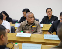 จังหวัดสุราษฎร์ธานีจัดการประชุมคณะทำงานเพื่อปฏิบัติการปราบปร ... พารามิเตอร์รูปภาพ 4