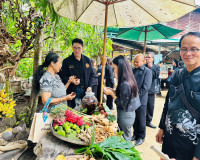 รองผู้ว่าราชการจังหวัดสุราษฎร์ธานี ร่วมต้อนรับนางสาวศศิธร กิ ... พารามิเตอร์รูปภาพ 5