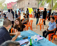 จังหวัดสุราษฎร์ธานีออกหน่วยแพทย์เคลื่อนที่ พอ.สว. บริการตรวจ ... พารามิเตอร์รูปภาพ 42