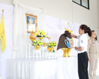 สุราษฎร์ธานีจัดพิธีมอบสิ่งของพระราชทาน มูลนิธิราชประชานุเครา ... พารามิเตอร์รูปภาพ 19