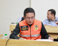 สุราษฎร์ธานีเรียกประชุมหน่วยที่เกี่ยวข้องเตรียมพร้อมรับมือสถ ... พารามิเตอร์รูปภาพ 7