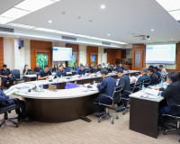 สุราษฎร์ธานีประชุมคณะทำงานแก้ไขปัญหาที่ดินสาธารณประโยชน์และท ... พารามิเตอร์รูปภาพ 18