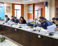 รองผู้ว่าราชการจังหวัดสุราษฎร์ธานี เป็นประธานการประชุมคณะกรร ... พารามิเตอร์รูปภาพ 12