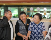 สุราษฎร์ธานีประชุมคณะกรรมการเหล่ากาชาดจังหวัด เตรียมขับเคลื่ ... พารามิเตอร์รูปภาพ 3