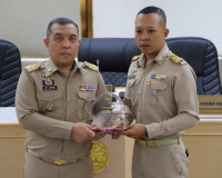 จังหวัดสุราษฎร์ธานี ประชุมหัวหน้าส่วนราชการและหน่วยงานที่เกี ... พารามิเตอร์รูปภาพ 31