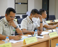 สุราษฎร์ธานีประชุมคณะกรรมการรักษาความมั่นคงฯ ติดตามสถานการณ์ ... พารามิเตอร์รูปภาพ 18