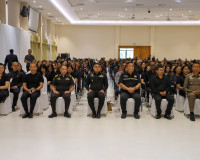 ประชาชนจังหวัดสุราษฎร์ธานีพร้อมใจเดินทางไปเข้าเฝ้าฯ กราบถวาย ... พารามิเตอร์รูปภาพ 1