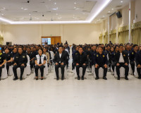 ประชาชนจังหวัดสุราษฎร์ธานีพร้อมใจเดินทางไปเข้าเฝ้าฯ กราบถวาย ... พารามิเตอร์รูปภาพ 18