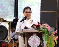 ผู้ว่าฯ สุราษฎร์ธานี เปิดกิจกรรม “วันธารน้ำใจ” มอบทุนการศึกษ ... พารามิเตอร์รูปภาพ 26