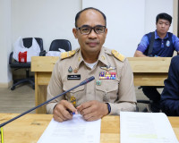 รองผู้ว่าราชการจังหวัดสุราษฎร์ธานีเป็นประธานการประชุมพิจารณา ... พารามิเตอร์รูปภาพ 4