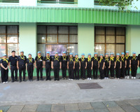 ผู้ว่าฯ สุราษฎร์ธานี เปิดโครงการรวมพลังแห่งความภักดี น้อมรำล ... พารามิเตอร์รูปภาพ 13