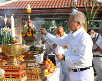 ผู้ว่าฯ สุราษฎร์ธานีนำข้าราชการและพ่อค้าประชาชนร่วมพิธีบวงสร ... พารามิเตอร์รูปภาพ 8