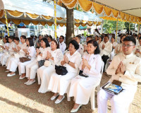 ผู้ว่าฯ สุราษฎร์ธานีนำข้าราชการและพ่อค้าประชาชนร่วมพิธีบวงสร ... พารามิเตอร์รูปภาพ 31