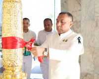 ผู้ว่าฯ สุราษฎร์ธานีนำข้าราชการและพ่อค้าประชาชนร่วมพิธีบวงสร ... พารามิเตอร์รูปภาพ 33