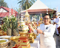 ผู้ว่าฯ สุราษฎร์ธานีนำข้าราชการและพ่อค้าประชาชนร่วมพิธีบวงสร ... พารามิเตอร์รูปภาพ 39