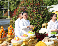 ผู้ว่าฯ สุราษฎร์ธานีนำข้าราชการและพ่อค้าประชาชนร่วมพิธีบวงสร ... พารามิเตอร์รูปภาพ 50