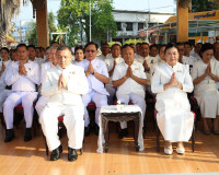 ผู้ว่าฯ สุราษฎร์ธานีนำข้าราชการและพ่อค้าประชาชนร่วมพิธีบวงสร ... พารามิเตอร์รูปภาพ 81