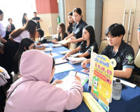 สุราษฎร์ธานีเปิดเวทีสร้างความเข้าใจก่อนลงประชามติ สร้างการมี ... พารามิเตอร์รูปภาพ 21